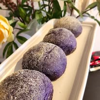 Ube Pandesal - 12 pc